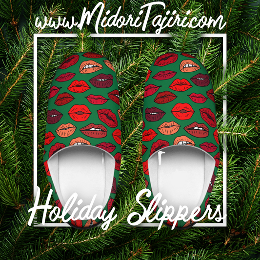 Cozy Christmas Kiss Mistletoe Fleece Slippers, Retro Red Lips Xmas Holiday Spa Slides, Valentine Girlfriend Aunt Mom Sister Secret Santa Gift